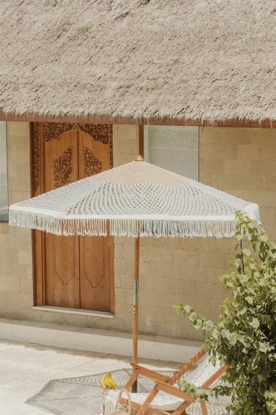 Makrome Şemsiye Pamuk İp den  Elde  Yapım  150 cm Çapında Bahçe, Havuz, Veranda Otel Ve Plaj Şemsiyesi Makrome Saçaklı Şemsiye (ayak Hariç ) Makrome yuvarlak şemsiye