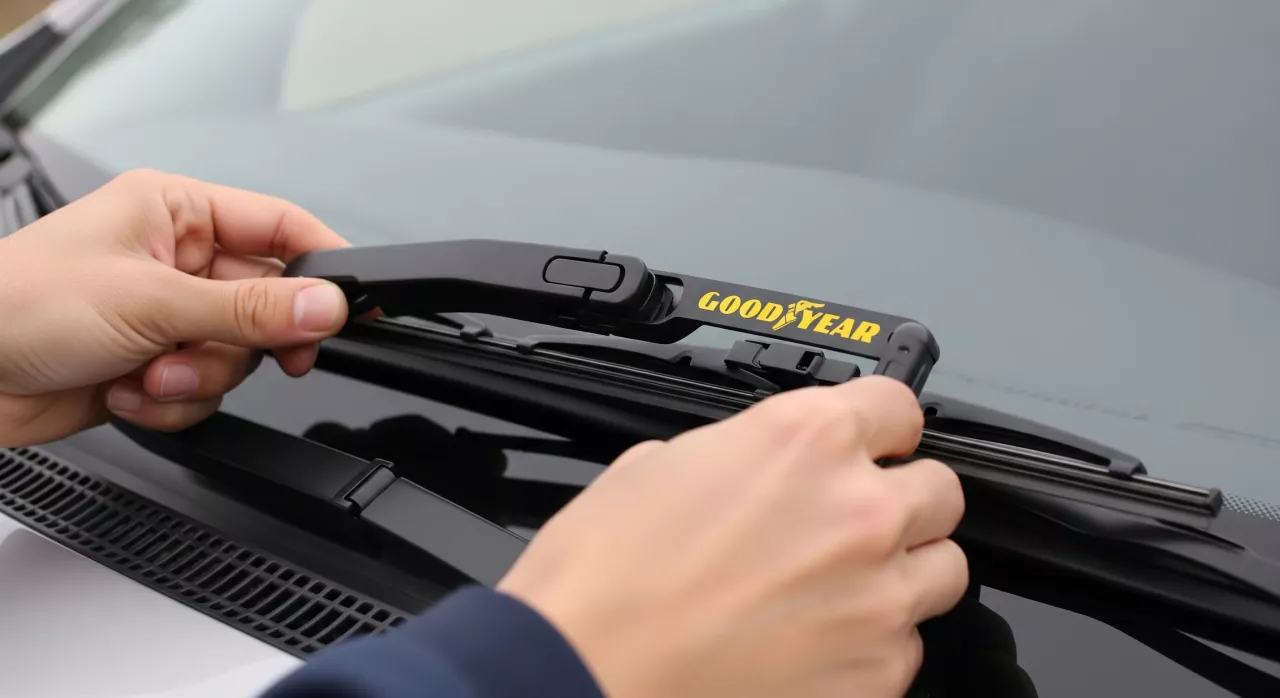 Goodyear Silecek Nasıl Takılır? Adım Adım Silecek Montajı