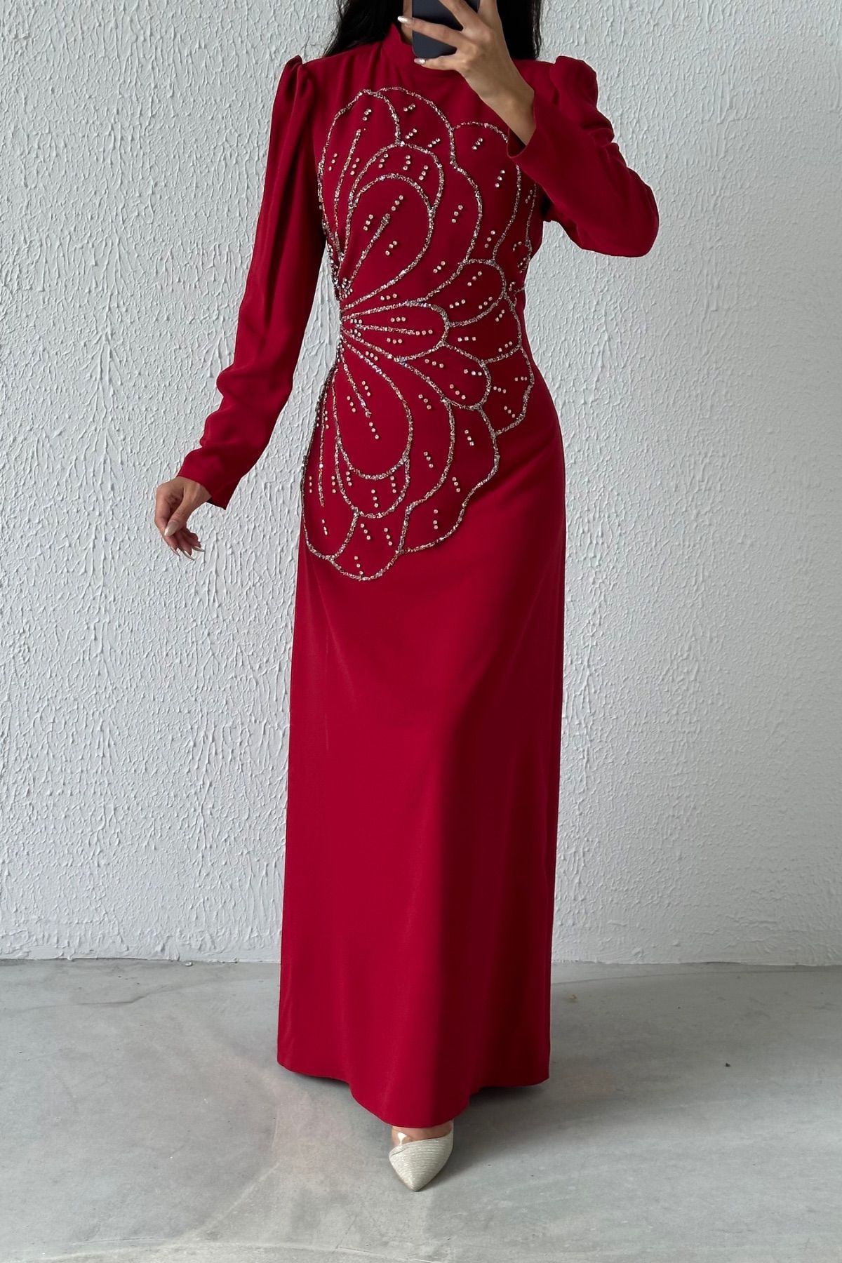 Unique Stone Embroidered Crepe Hijab Evening Dress Burgundy