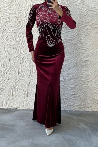 Fine Stone Embroidered Velvet Hijab Evening Dress Burgundy