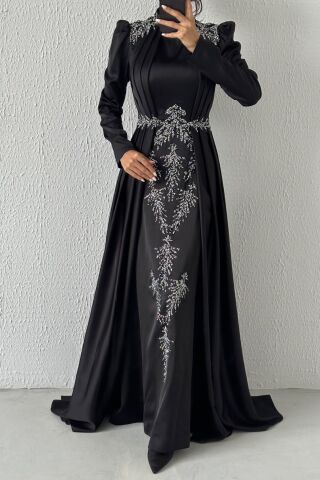 Pin by Zehra Ismat | Hijab Fashion A on Women's Fashion | Gown dress party  wear, Long gown design, Ladies gown