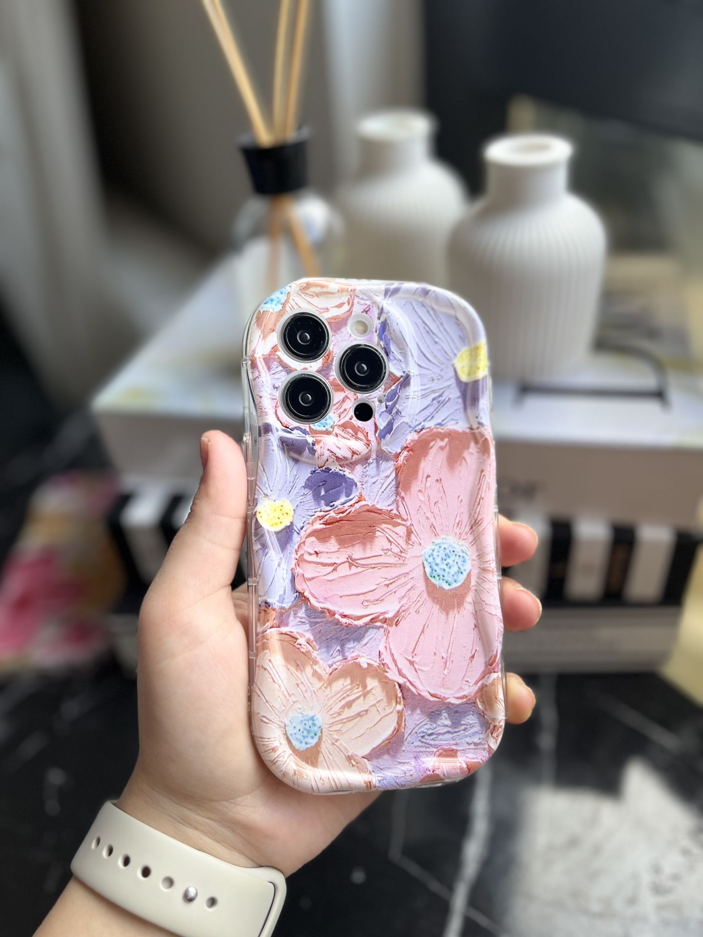 iPhone Kamerą Korumalı Flower Desenli Zigzag - Pembe