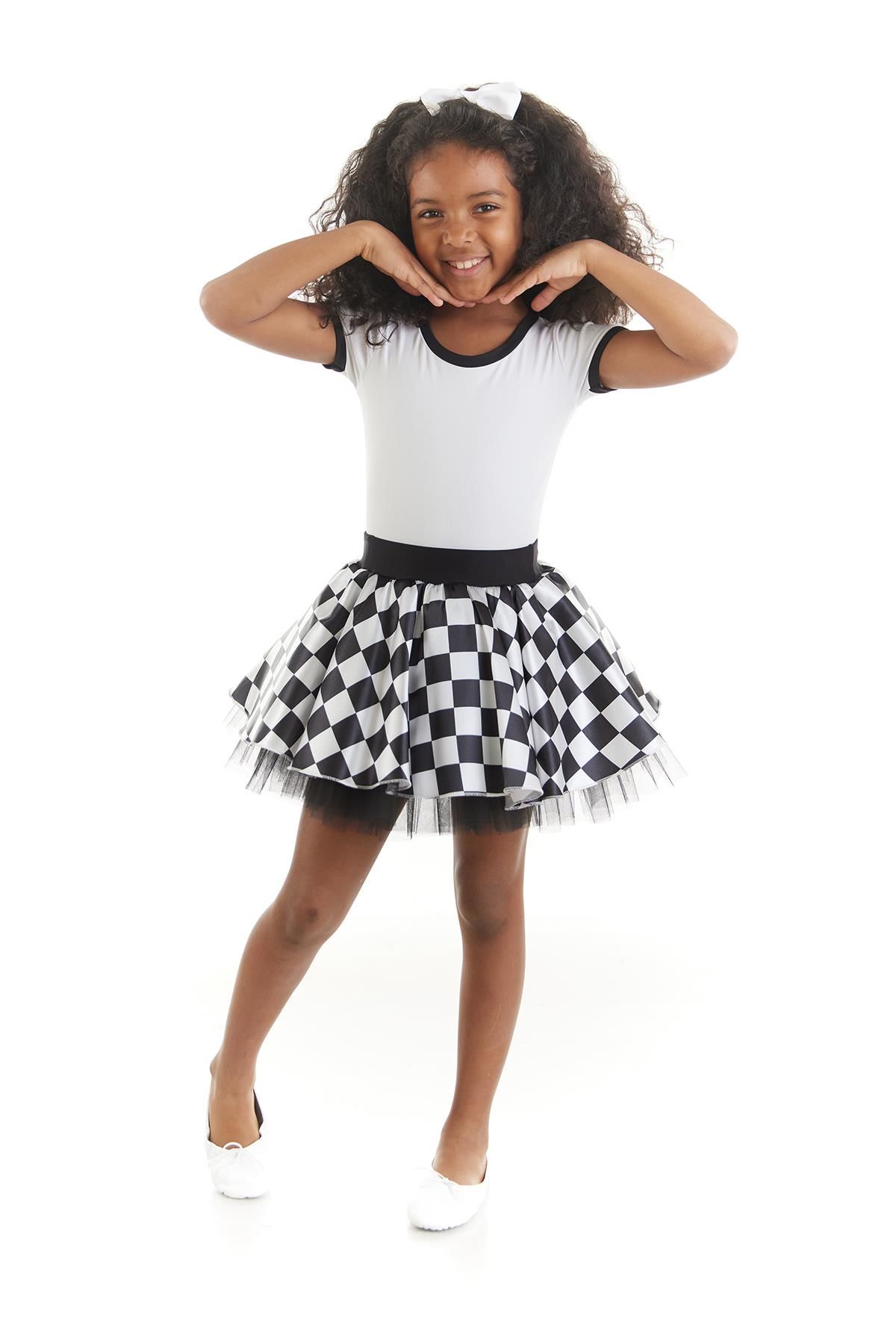 Kız Çocuk Siyah Beyaz Kareli  Dans Kostümü - 23 Nisan Kıyafetleri