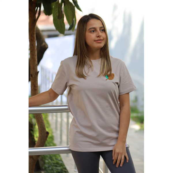 Kozalak Motifli Unisex Tişört - Taş