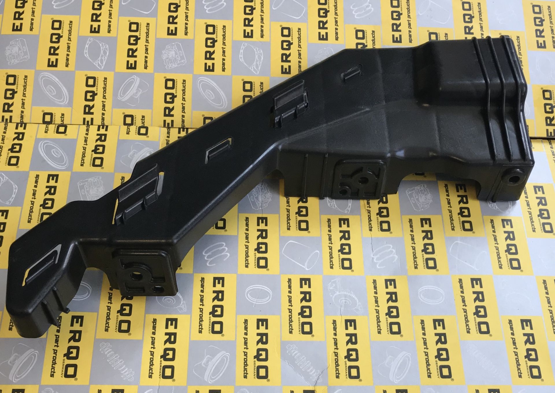 86551-D7000 FAR BAĞLANTI BRAKETİ TUCSON 2016- SOL
