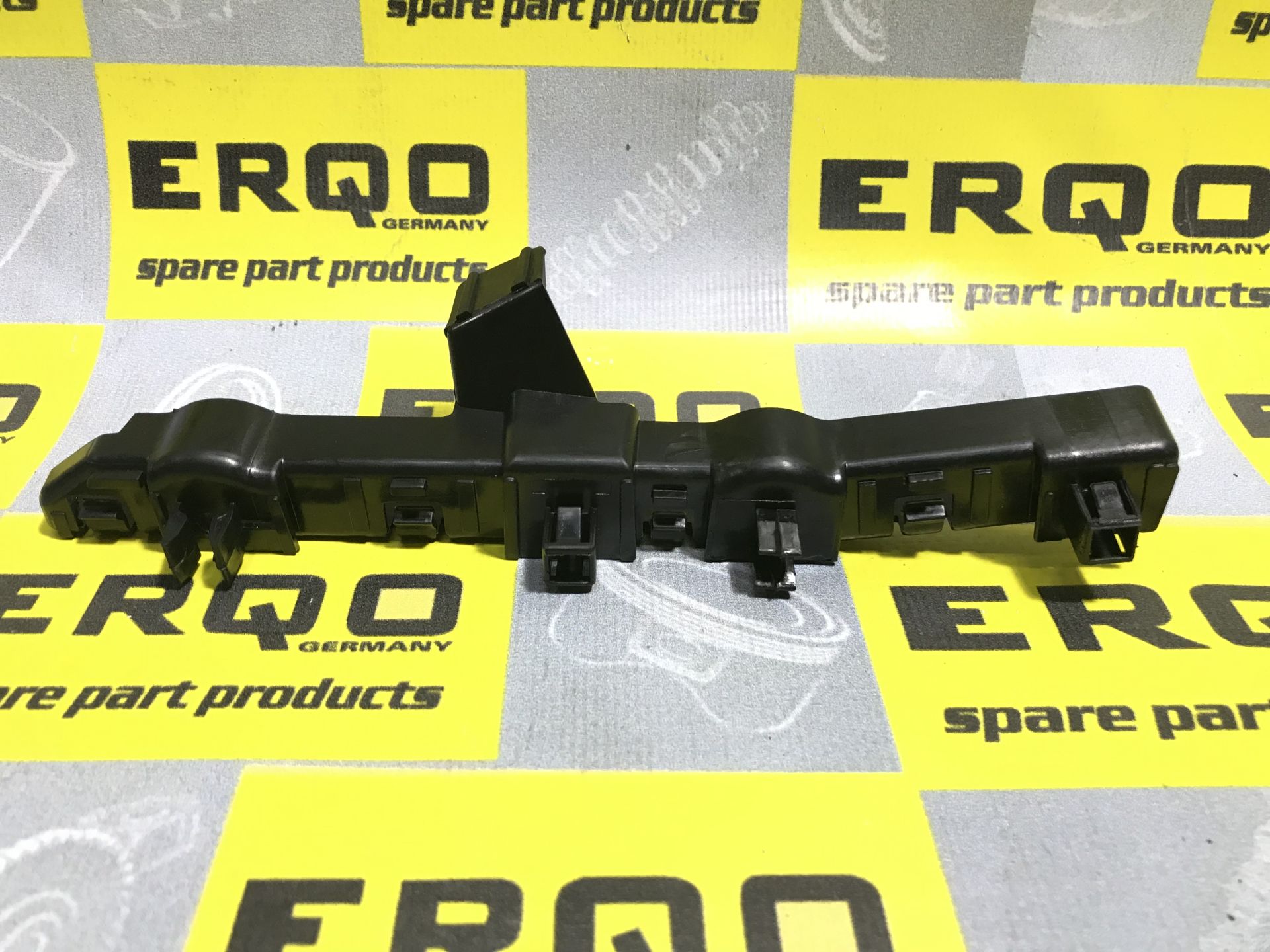 62223-4EA0A TAMPON BRAKETİ QASHQAI ÖN 2014 SOL