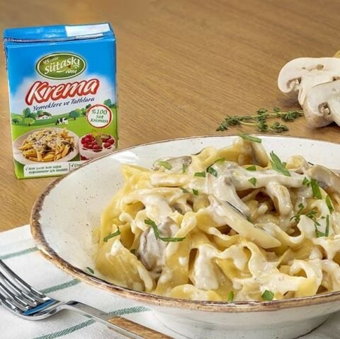 Kremalı Ev Yapımı Makarna