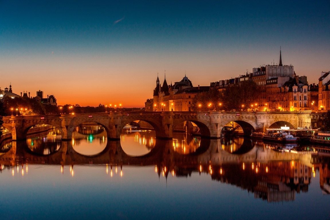 PARİS PONT NEUF KÖPRÜSÜ GÜNBATIMI DUVAR POSTERİ