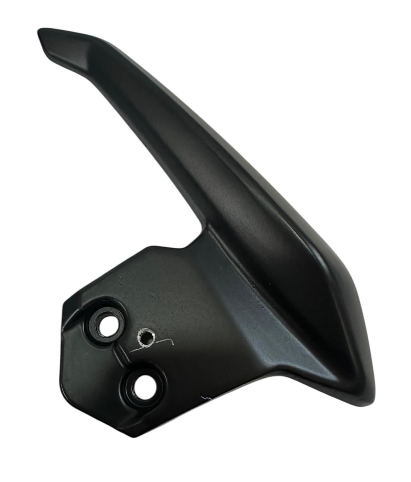 Bajaj Dominar 400 Sol Arka Kuyruk Tutamak Orjinal 2019-2021 (56DT5U36)