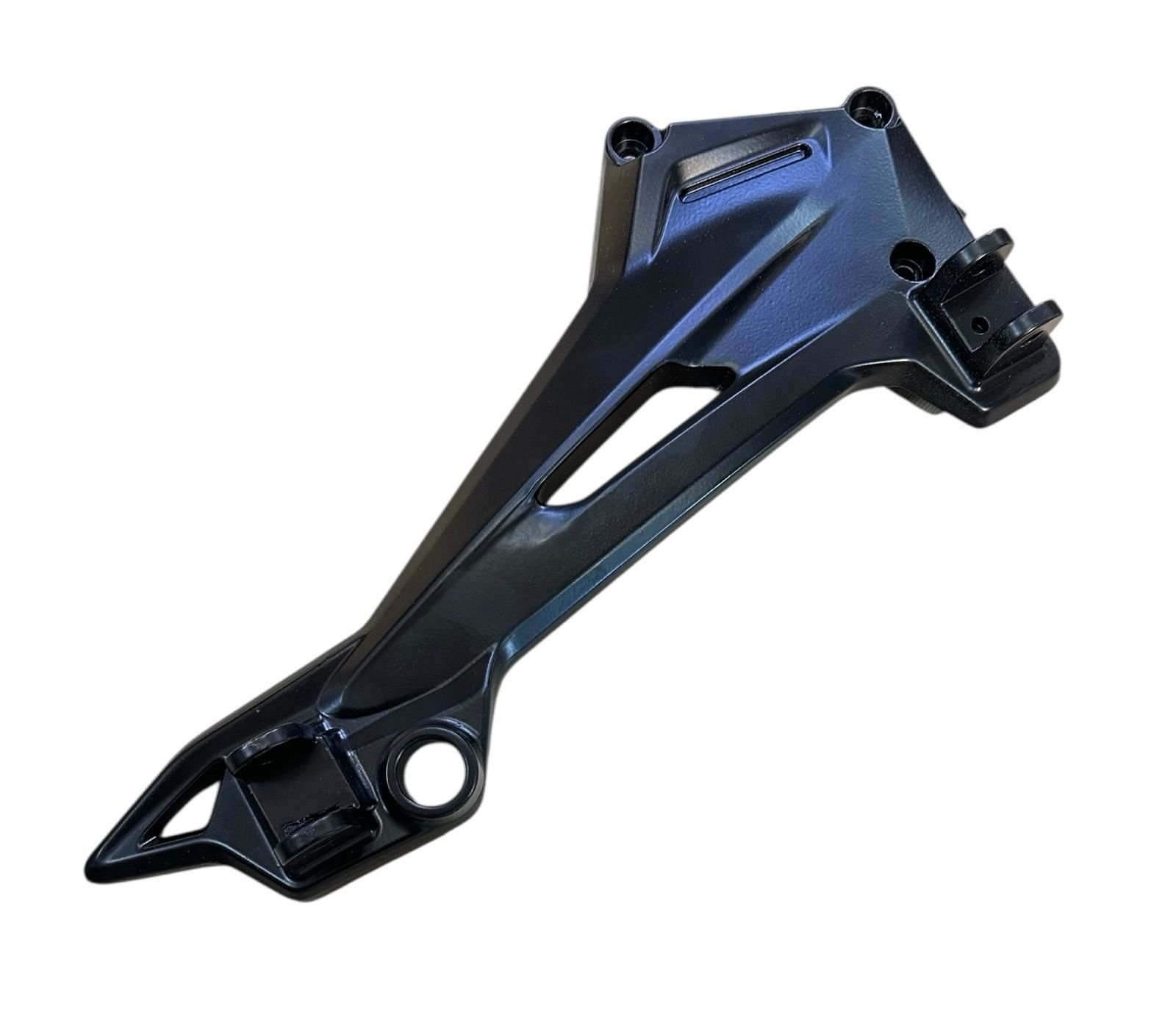 Bajaj Dominar 400 Basamak Braketi Sağ Orjinal 2019-2023 (56JF3YY9)