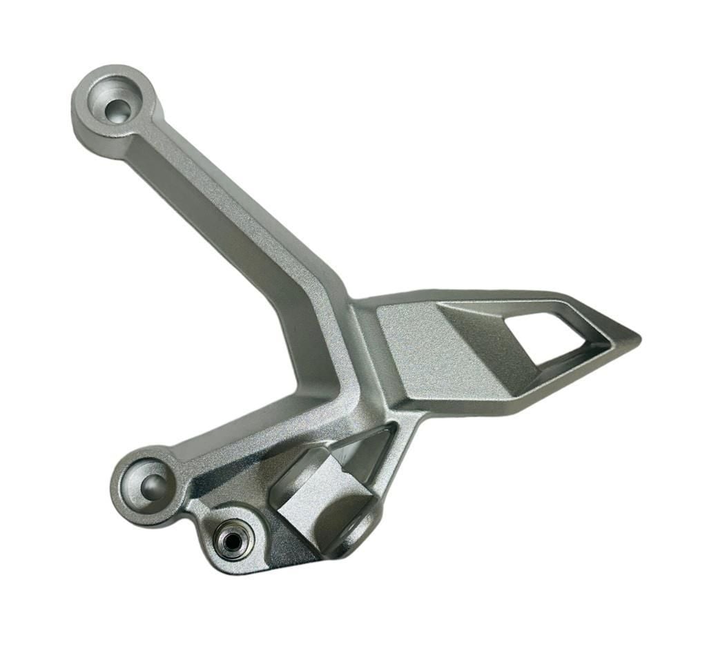 CF Moto NK 250 Sol Sürücü Ayaklığı Braketi Orjinal (6KM0-140100)