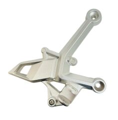 CF Moto NK 250 Sağ Sürücü Ayaklığı Braketi Orjinal (6KM0-140200-10000)