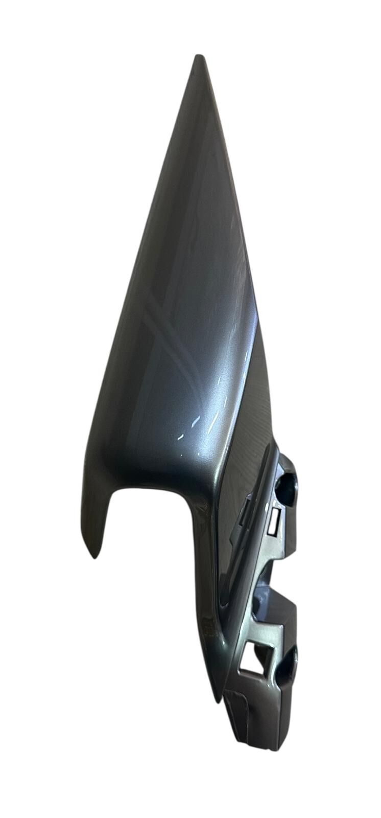 CF Moto Sr 250 Sol Kuyruk Grenajı Füme E5 Orjinal (6KM#-040045-8002-0HC00)