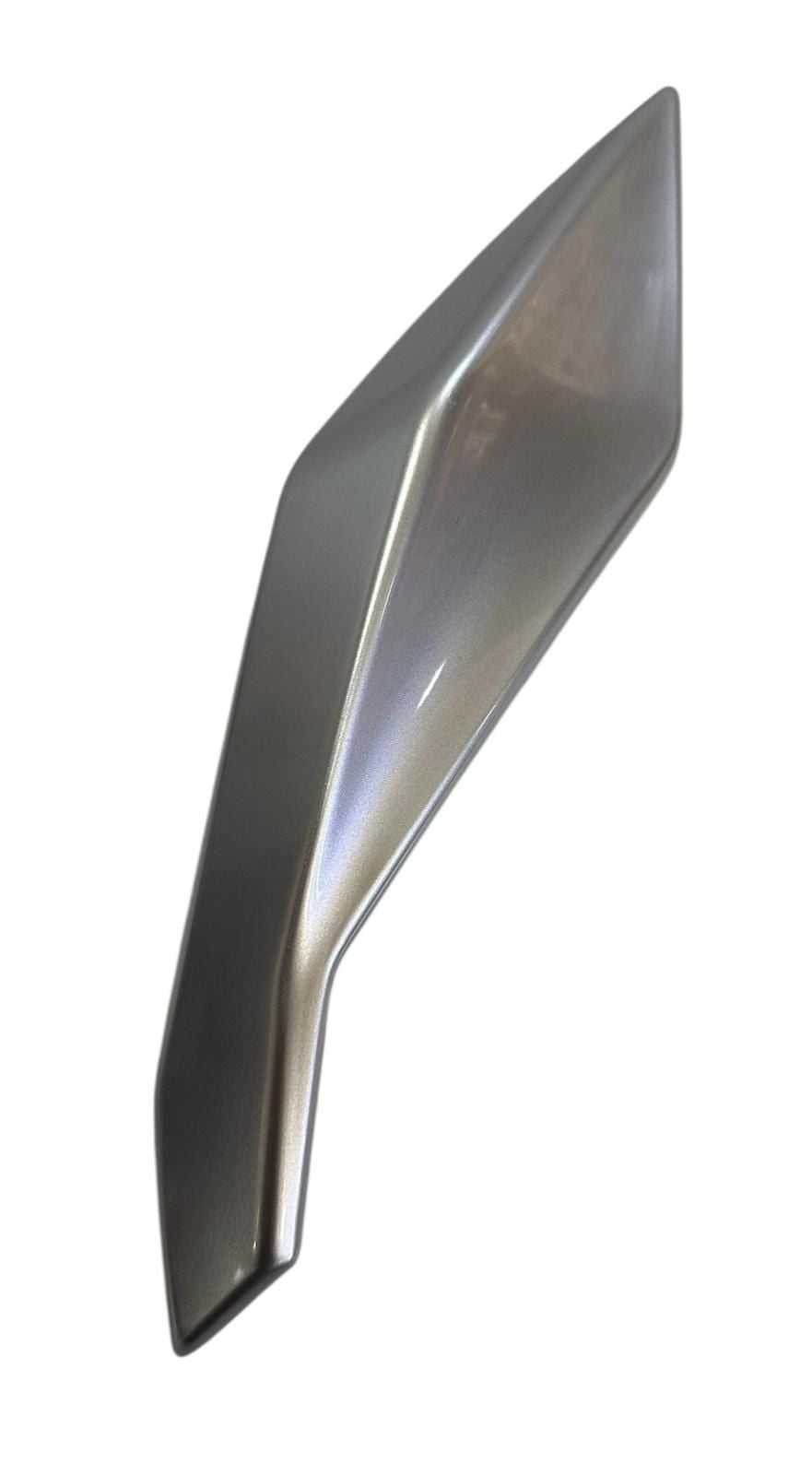 CF Moto Nk 250 Sol Far Çerçevesi Gri E4 Orjinal (6KM0-040402-0VF00)