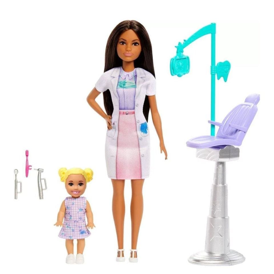 Barbie Kariyer Bebeği Diş Hekimi JCR75