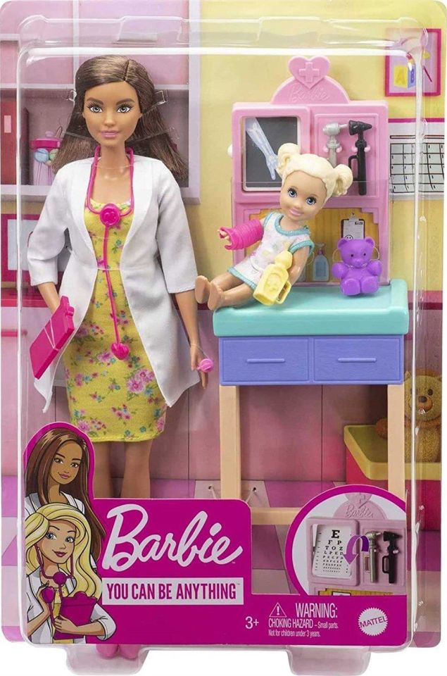 Barbie ve Meslekleri Çocuk Doktoru Oyun Seti Kahverengi Saçlı DDHB63-GTN52