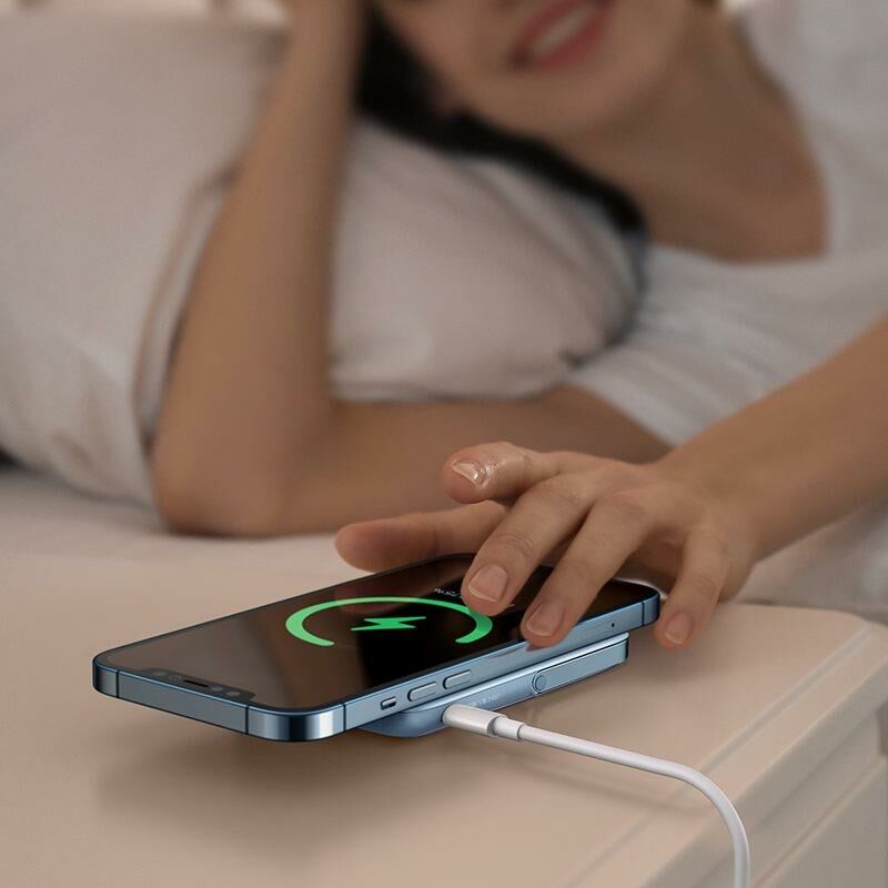 McDodo MC-0692 10.000 Mah 15W Dijital Göstergeli Magsafe Powerbank