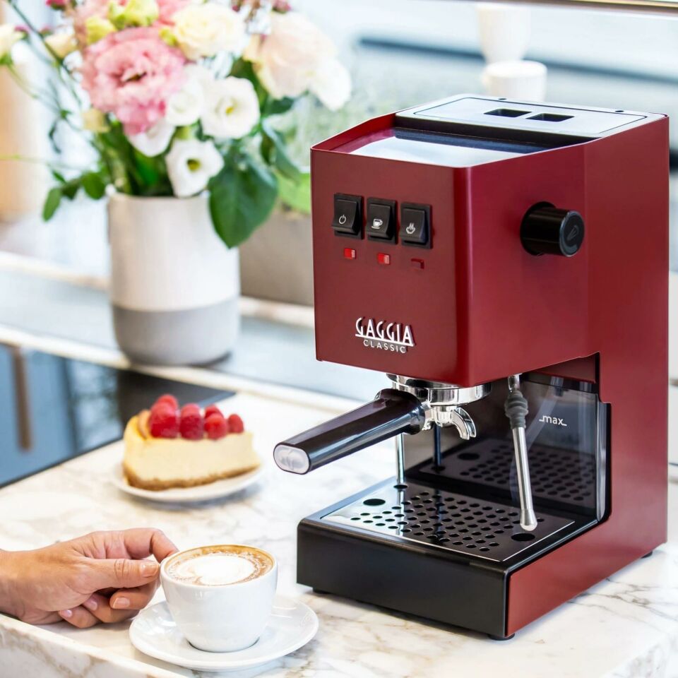 Gaggia Classic E24 Kırmızı Espresso Makinesi