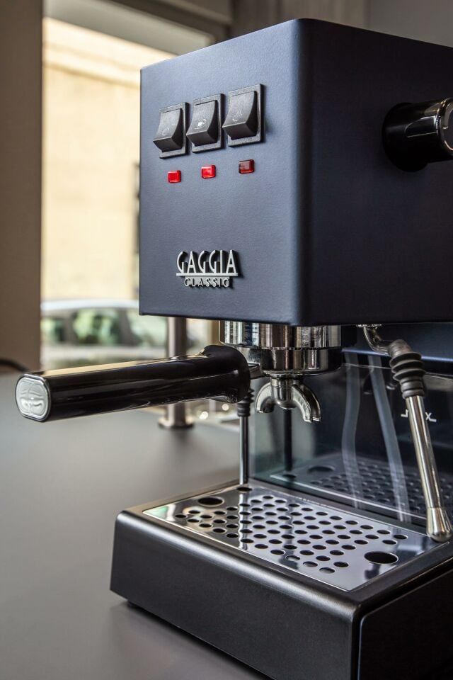 Gaggia New Classic Evo 2023 Mavi Espresso Makinesi