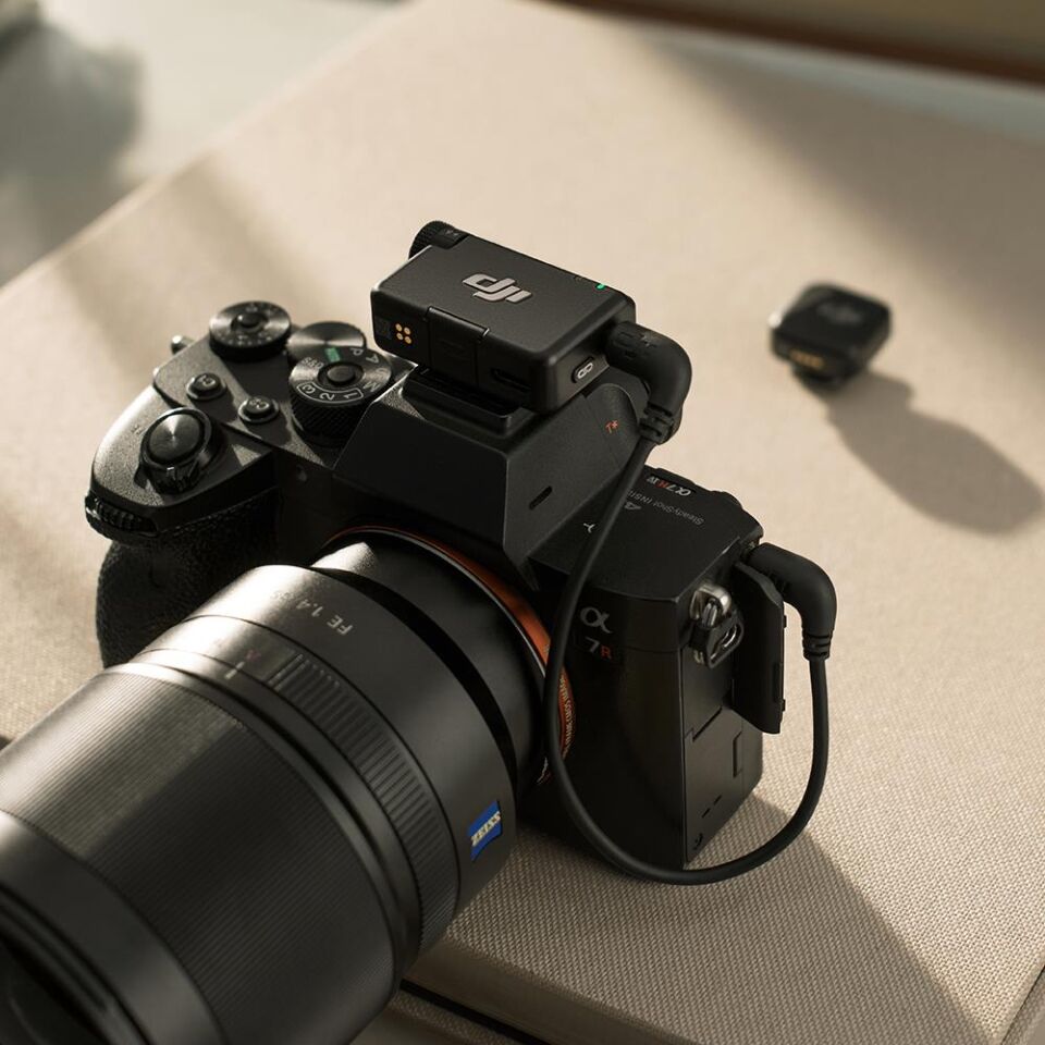 DJI Mic Mini (2 TX + 1 RX + Şarj Kutusu) Mikrofon