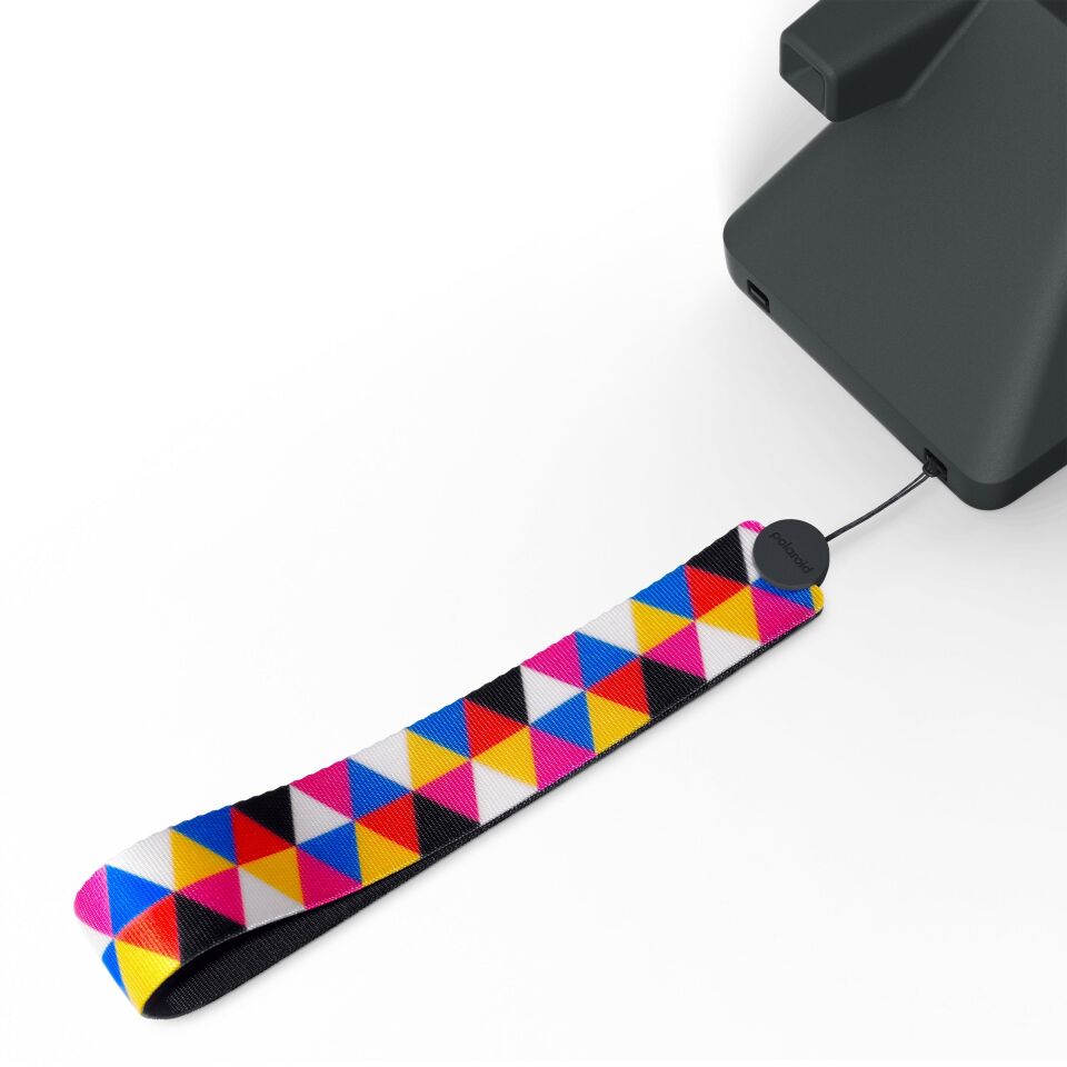 Polaroid Now Generation 2 Anlık Fotoğraf Makinesi - Eames Edition Siyah