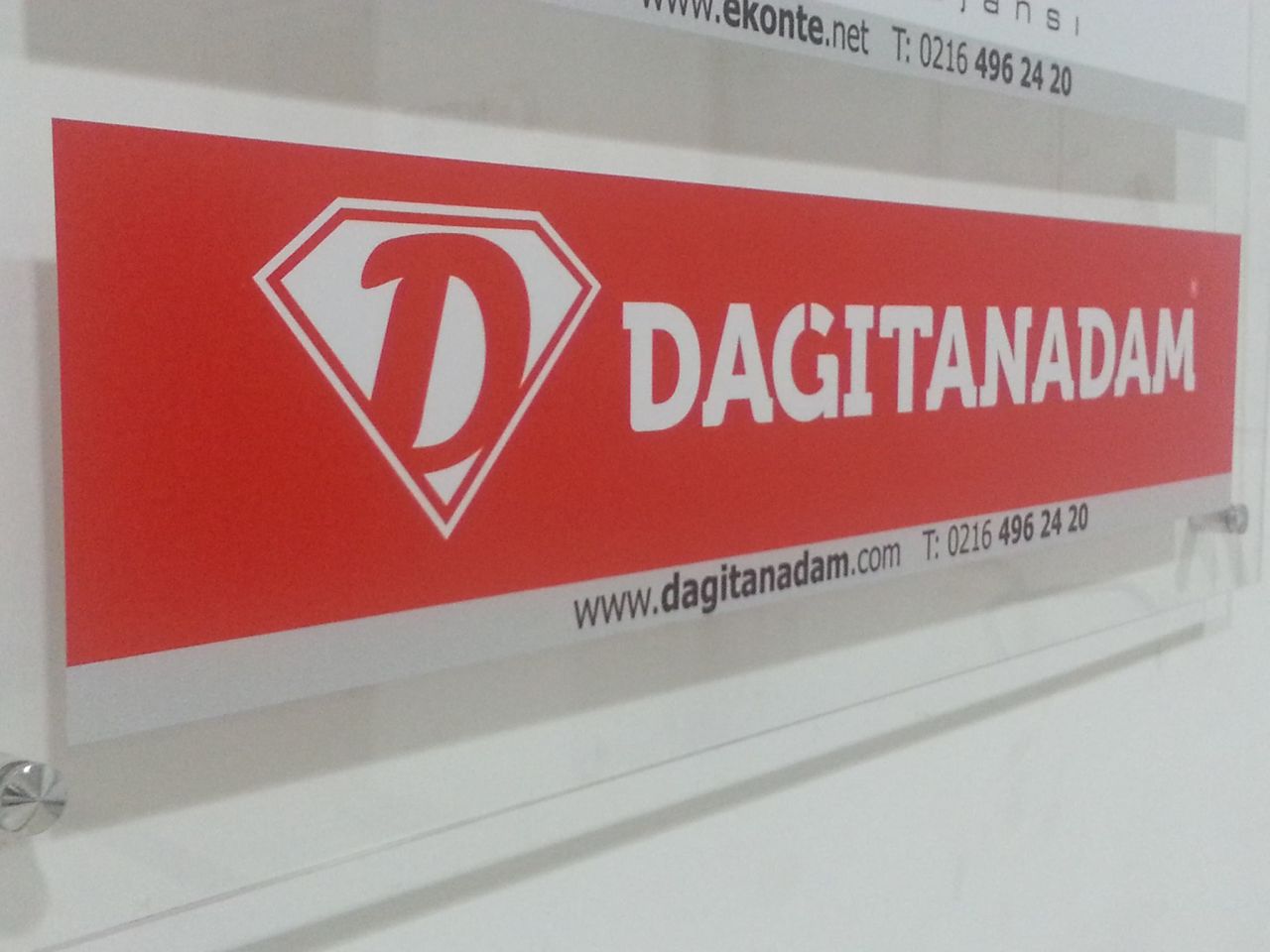 DAĞITANADAM'ın hikayesi