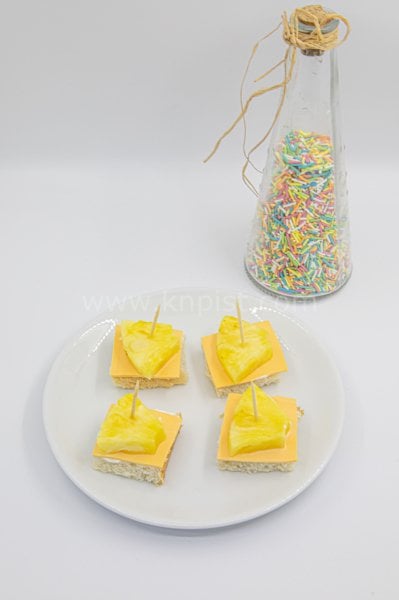 Ananaslı Cheddar