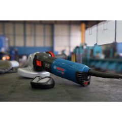 Bosch GWS 17-150 S Avuç Taşlama Makinesi 1700 Watt 150 mm