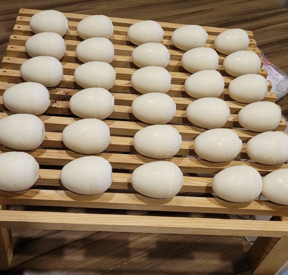 Sürpriz Oyuncaklı Yumurta Sabun, 4 adet