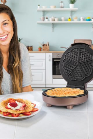 Caramel 1000w Taşmayı Önleyen Derin Plakalı Aşırı Isınmaya Dayanıklı Waffle Makinesi