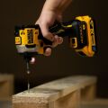 Dewalt DCF850D2T 18V 2.0AH Li-Ion Kömürsüz Çift Akülü Darbeli Tornavida