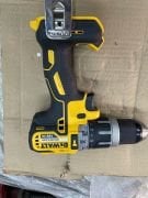 Dewalt Dcd996nt Aküsüz Profesyonel Darbeli Matkap -  Teşhir