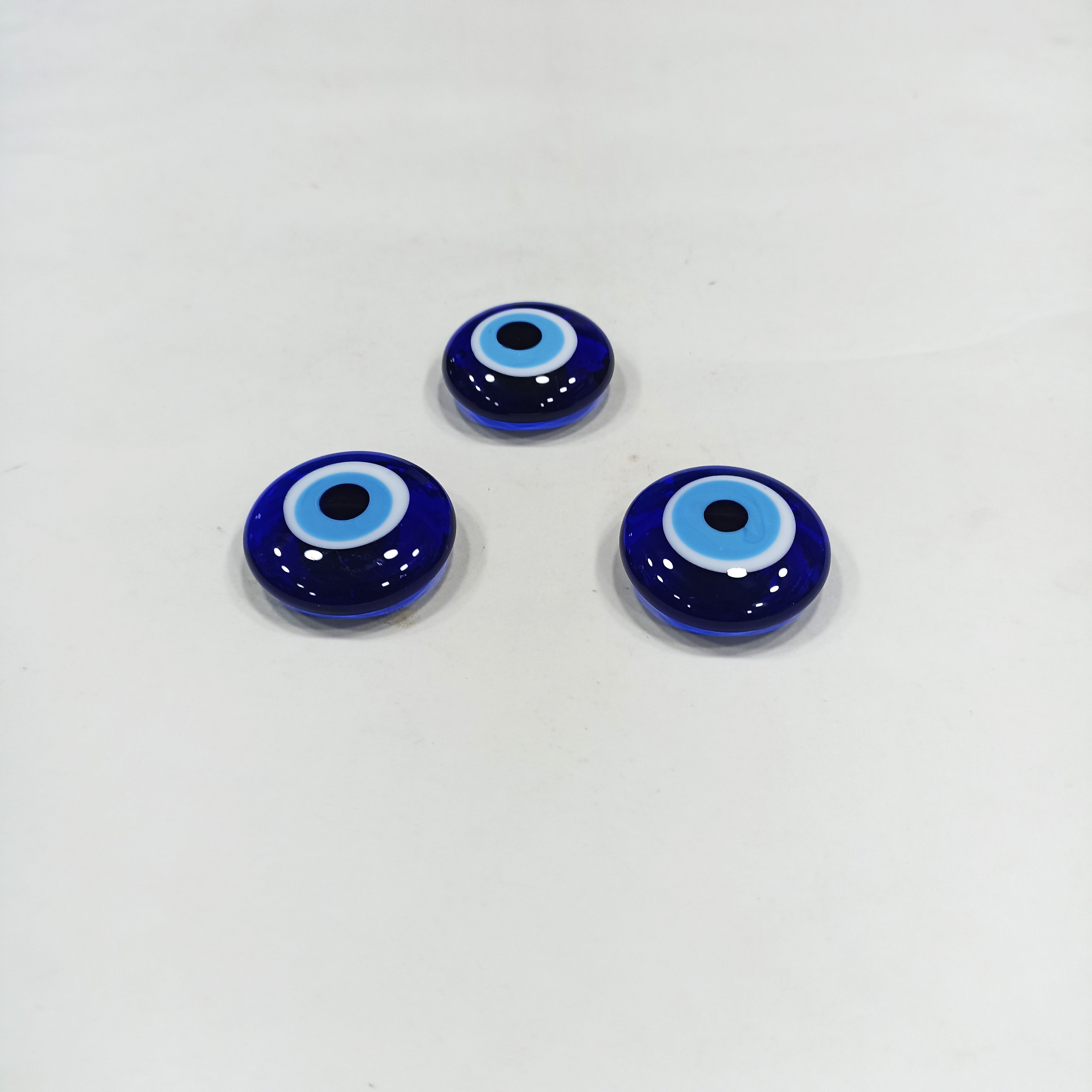 4 cm 0 No Sade Magnet