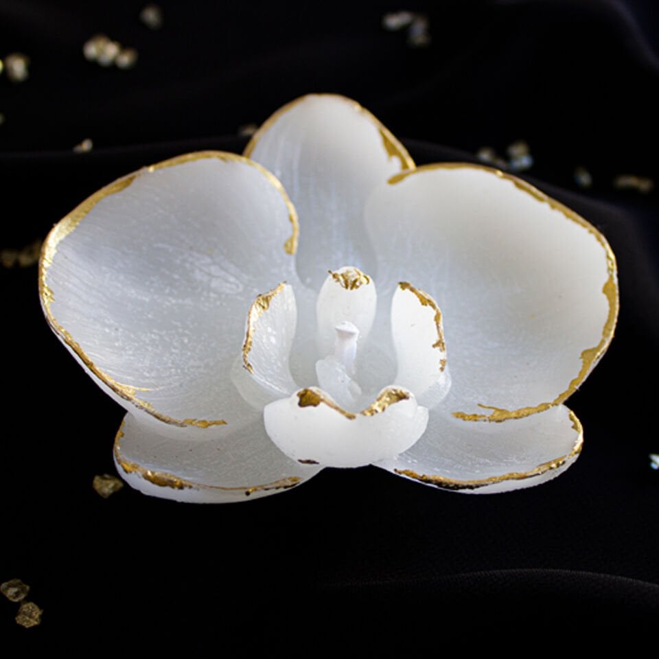 Orkide Çiçeği Gold Kaplama Beyaz Mum