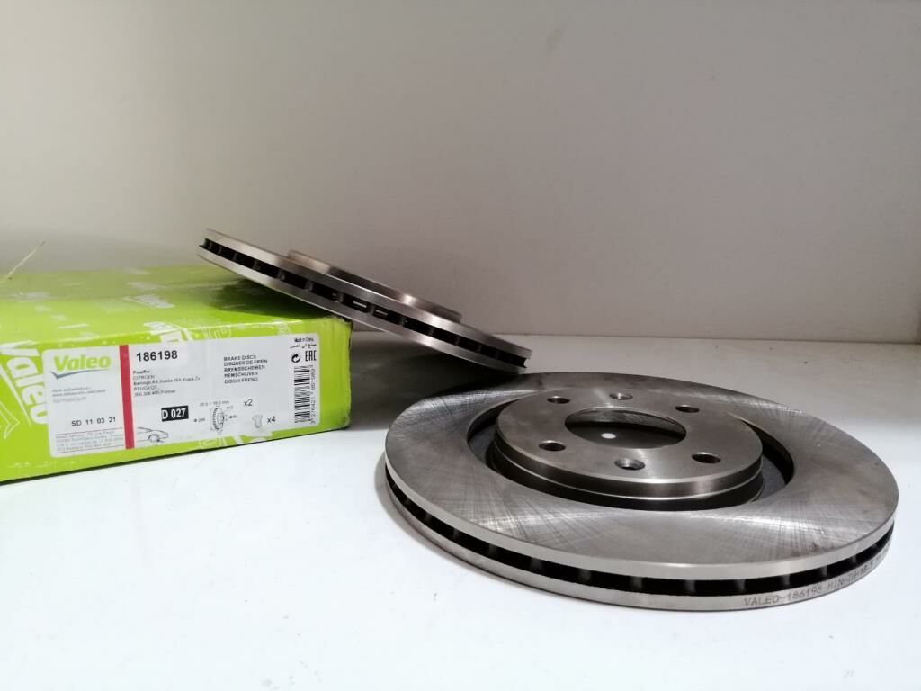 VALEO FREN DİSKİ ÖN (HAVA SOĞUTMALI) 266MM TAKIM PARTNER BERLİNGO P206 P306 P405