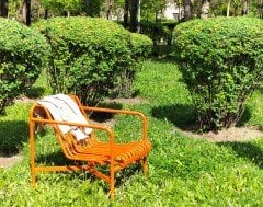 HAPPY GARDEN