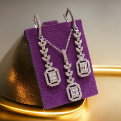 BAGETY TAŞLI Gümüş KOLYE KÜPE SET