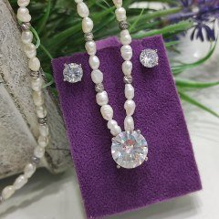 SWAROVSKİ VE İNCİ TAŞLI GÜMÜŞ  SET