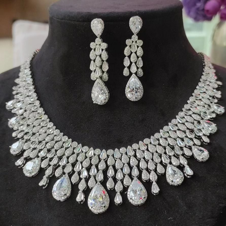 Swarovski Taşlı, Altın kaplamalı Gümüş İthal Set