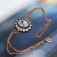 Elmas Monturlu Altın Rose kaplamalı Gümüş Bileklik