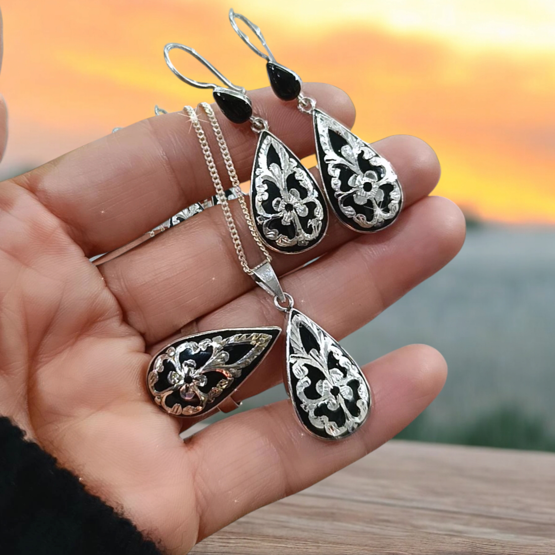 Oltu Taşlı Tasarım Elişi Gümüş Damla Set