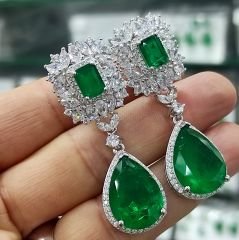 Zümrüt Ve Swarovski Taşlı Altın Kaplamalı Gümüş Küpe