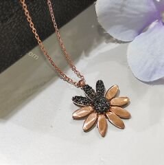 Papatya Model Gümüş Rose Kolye