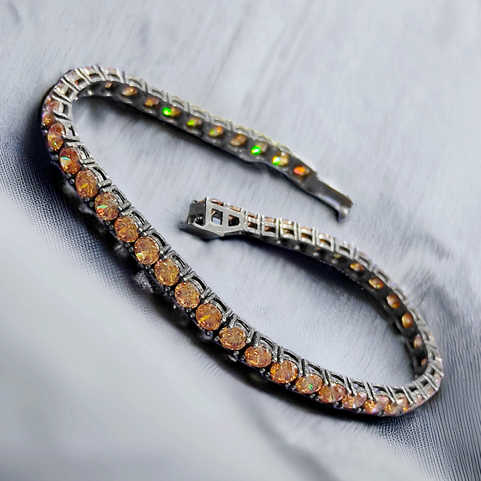 Topaz Taşlı Gümüş Suyolu Bileklik