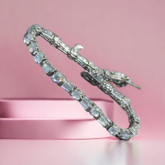 Swarovski Bagety Taşlı, Altın Kaplamalı Gümüş Bileklik