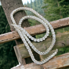 Swarovski Taşlı 5 mm.Altin kaplamalı İthal Suyolu Gümüş  Kolye