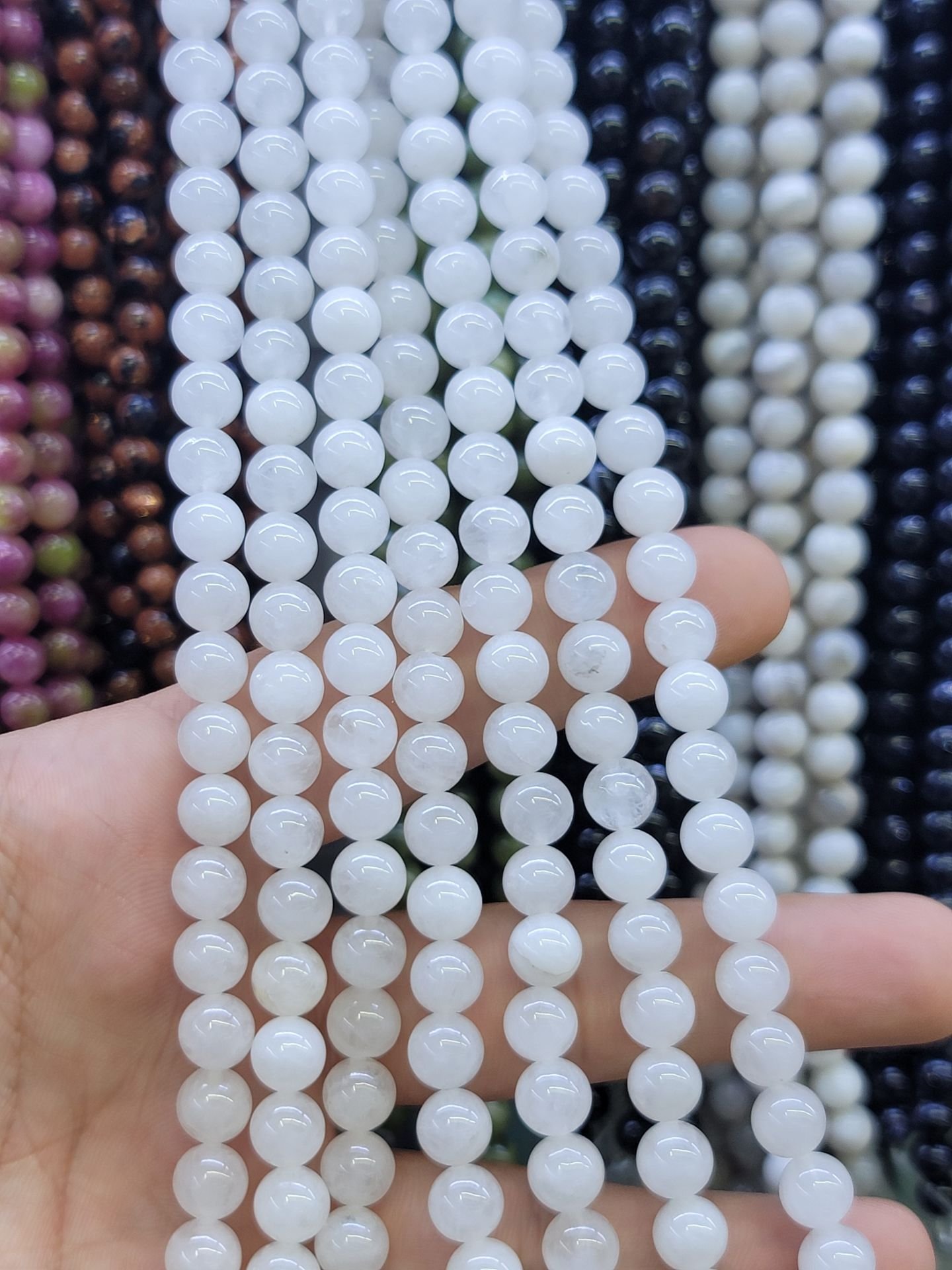 8MM DOĞAL TAŞ DİZİDE 44-50 ADET ORT