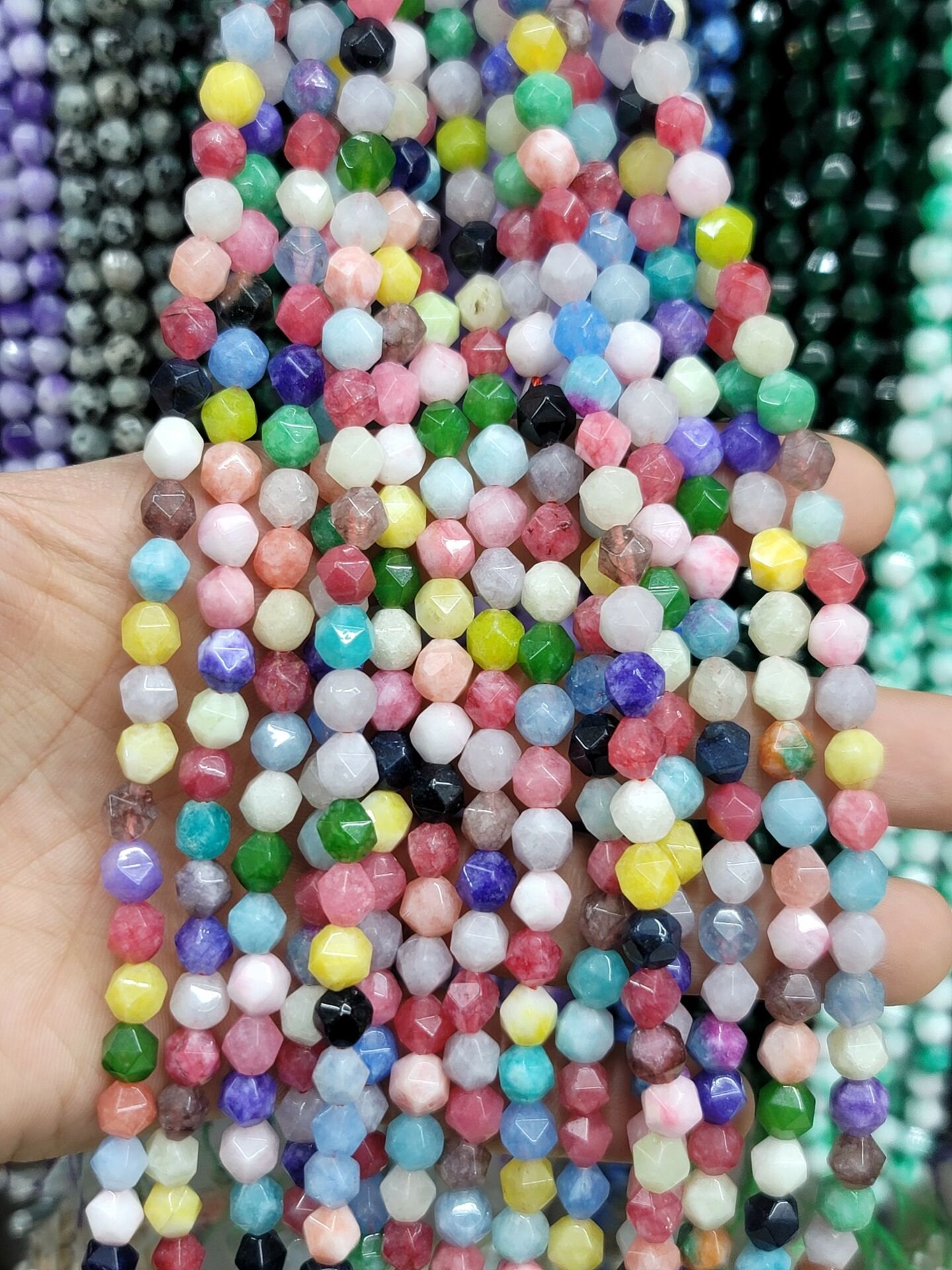 8MM Küre Kesim Doğal Taş Dizide 48-52 Adet Arası