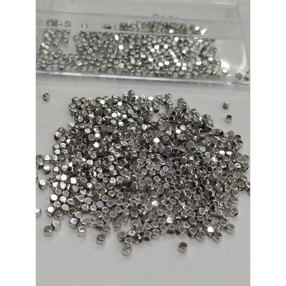 Metal Küp 2.5MM Gümüş 10gr 150 Adet