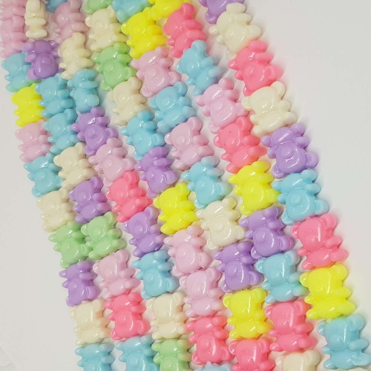 Plastik Renkli Ayıcık Dizide 28 Adet